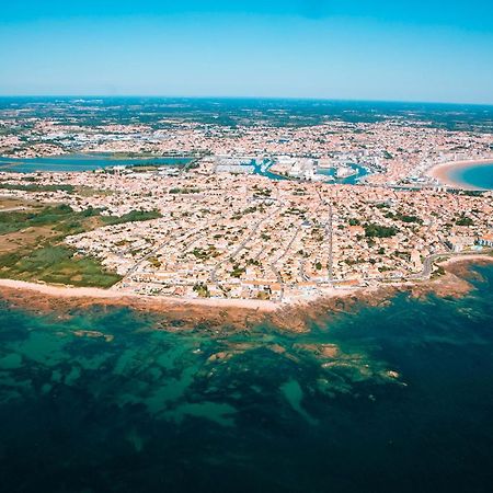 Maison Au Calme Pres Des Plages Poiroux Luaran gambar
