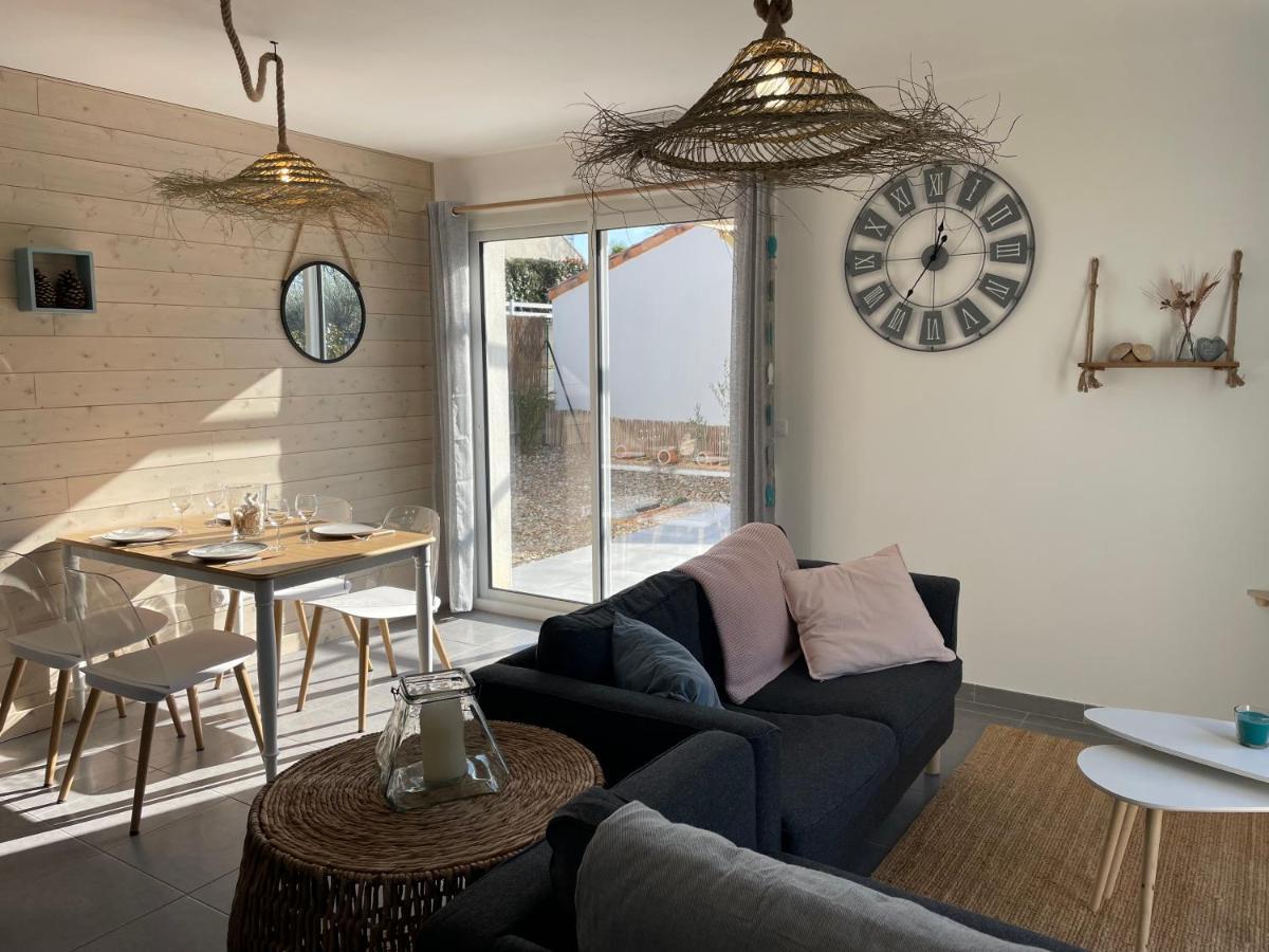 Maison Au Calme Pres Des Plages Poiroux Luaran gambar